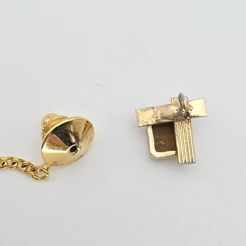 Vintage Natural Tiger's Eye Tie Tack Pin Gold Tone Semi-Precious FREE $HIPPING!!